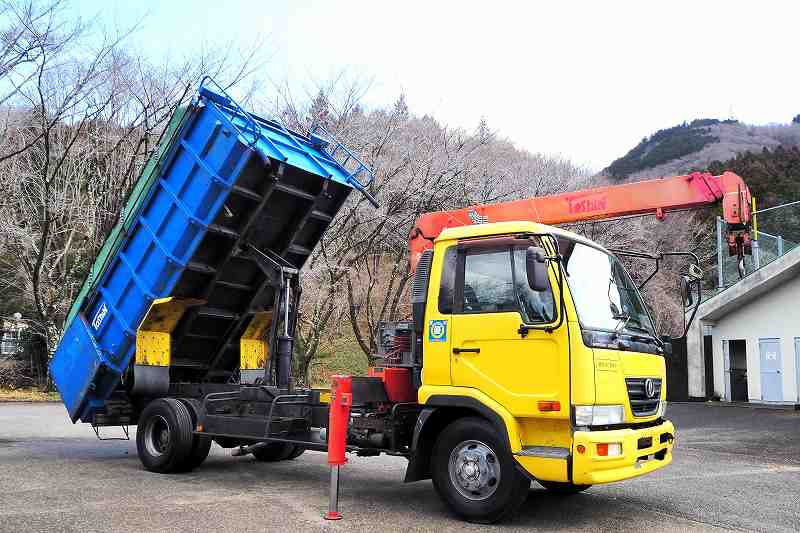 コンドル3段クレーン付深ダンプ8.6立米天蓋|中古トラックの販売・買取・査定のアイナビ