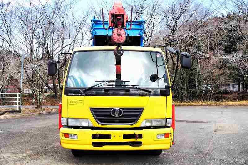 コンドル3段クレーン付深ダンプ8.6立米天蓋|中古トラックの販売・買取・査定のアイナビ