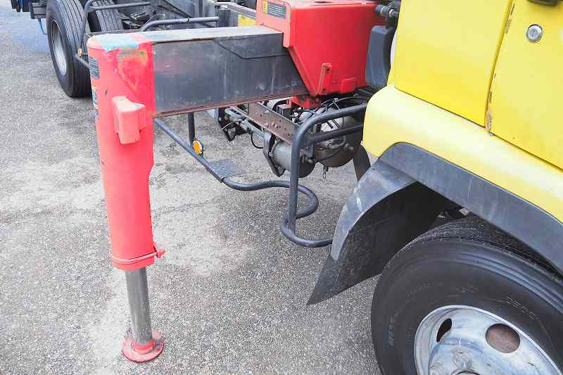 コンドル3段クレーン付深ダンプ8.6立米天蓋|中古トラックの販売・買取・査定のアイナビ