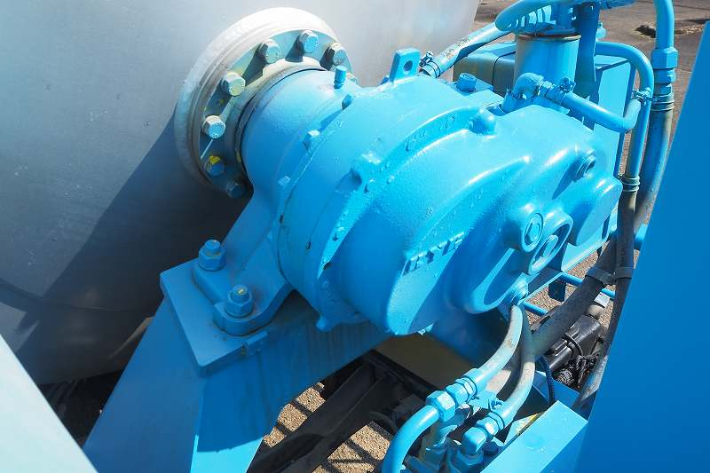 三菱ファイター増トン11t未満カヤバミキサー車|中古トラックの販売・買取・査定のアイナビ