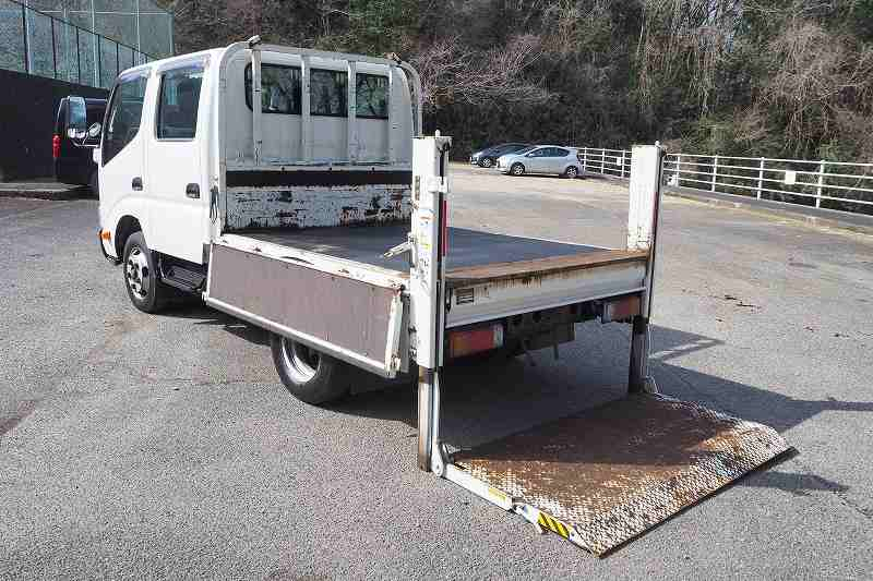 トヨタダイナWキャブ平ボディ垂直式パワーゲート|中古トラックの販売・買取・査定のアイナビ