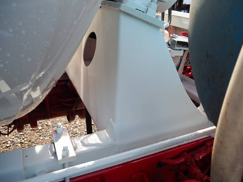 日野レンジャー極東製ミキサー車電動スランプガード|中古トラックの販売・買取・査定のアイナビ