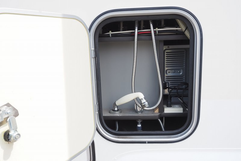 いすゞビーカム4WDキャンピングカーワイドベース|中古トラックの販売・買取・査定のアイナビ