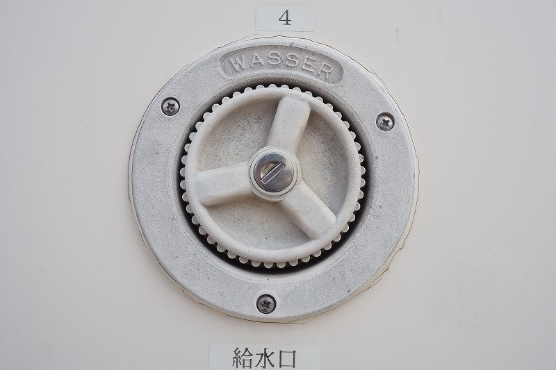 いすゞビーカム4WDキャンピングカーワイドベース|中古トラックの販売・買取・査定のアイナビ