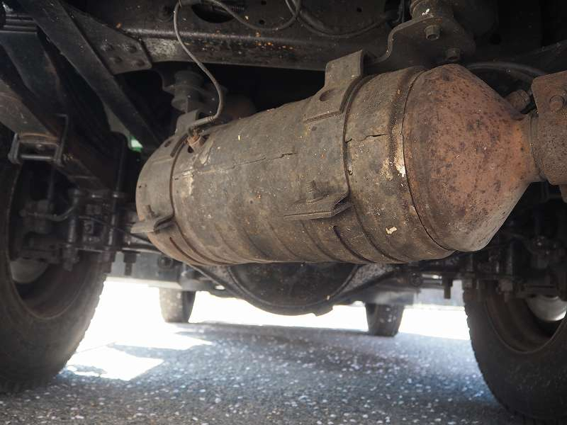 三菱ふそうキャンター新明和プレス式6立米パッカー車|中古トラックの販売・買取・査定のアイナビ