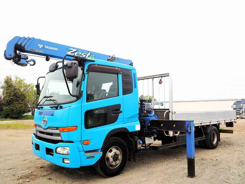 UDコンドル4段クレーン角足ラジコンアルミ平ボディベッド|中古トラックの販売・買取・査定のアイナビ