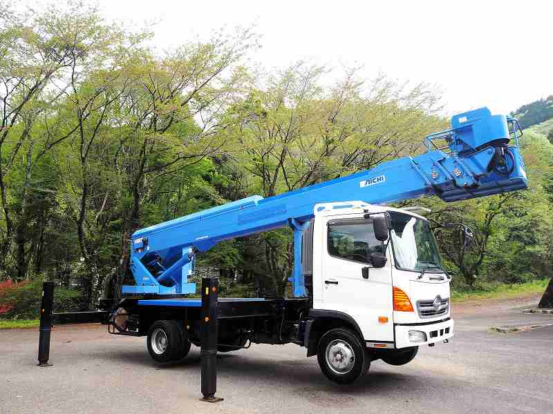 日野レンジャー高所作業車アイチ製27m高所作業車自動格納|中古トラックの販売・買取・査定のアイナビ