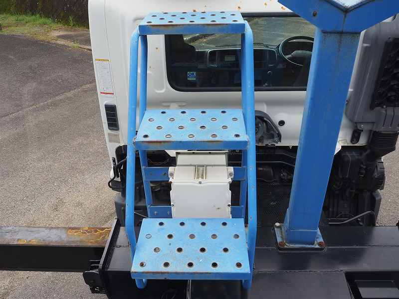 日野レンジャー高所作業車アイチ製27m高所作業車自動格納|中古トラックの販売・買取・査定のアイナビ