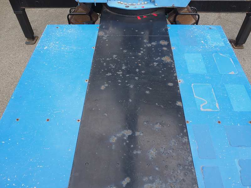 日野レンジャー高所作業車アイチ製27m高所作業車自動格納|中古トラックの販売・買取・査定のアイナビ