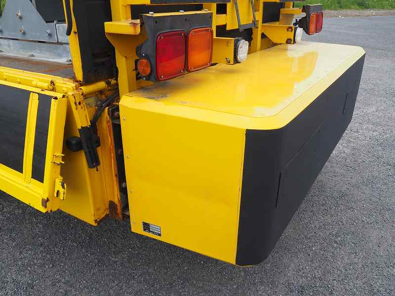 いすゞフォワード道路作業車標識車平ボディ|中古トラックの販売・買取・査定のアイナビ