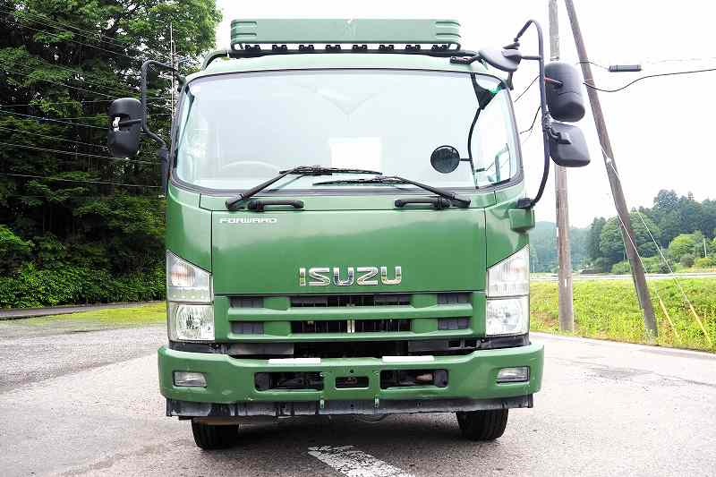 フォワード中型6t車カヤ製生コンミキサー車スランプガード|中古トラックの販売・買取・査定のアイナビ