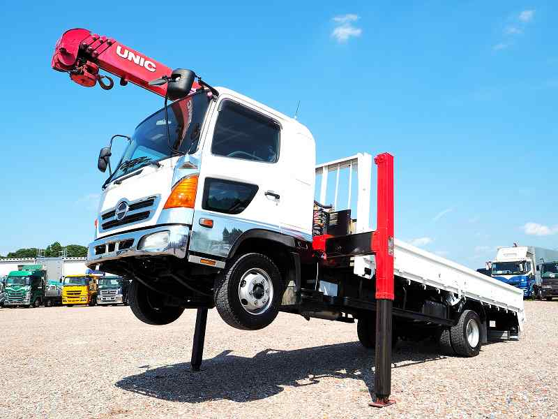 レンジャー4段セルフクレーンラジコン生エンジンベッド付|中古トラックの販売・買取・査定のアイナビ