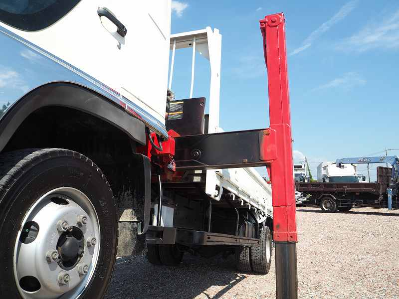 レンジャー4段セルフクレーンラジコン生エンジンベッド付|中古トラックの販売・買取・査定のアイナビ