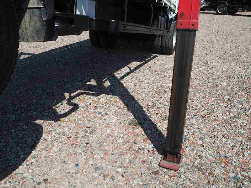 レンジャー4段セルフクレーンラジコン生エンジンベッド付|中古トラックの販売・買取・査定のアイナビ