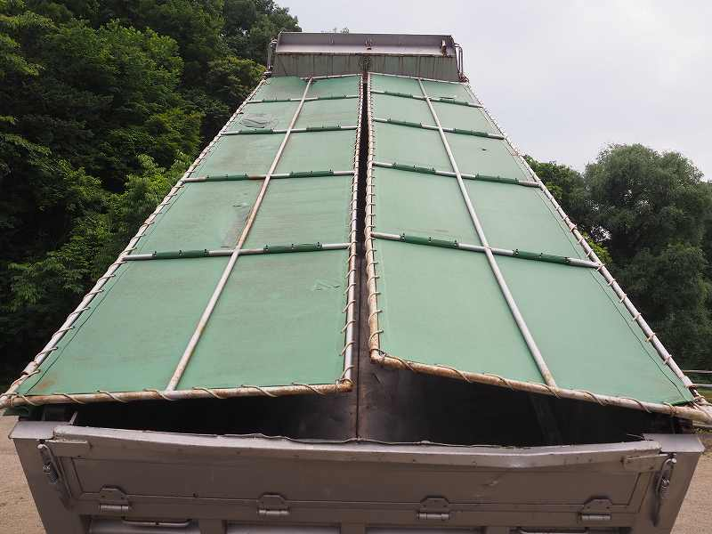 UDコンドル増々トン2デフリターダ水密式深ダンプ13立米|中古トラックの販売・買取・査定のアイナビ