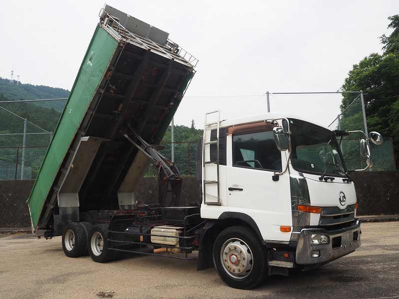 UDコンドル増々トン2デフリターダ水密式深ダンプ13立米|中古トラックの販売・買取・査定のアイナビ