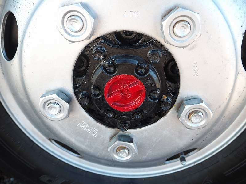 マツダタイタン4WD標準ショート10尺平ボディ垂直式ゲート|中古トラックの販売・買取・査定のアイナビ