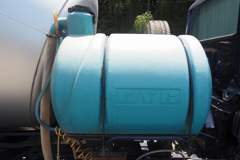 日野レンジャー中型6t車カヤバ製生コンミキサー車4.4立米|中古トラックの販売・買取・査定のアイナビ