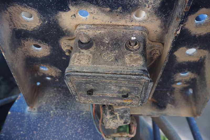 日野レンジャー中型6t車カヤバ製生コンミキサー車4.4立米|中古トラックの販売・買取・査定のアイナビ