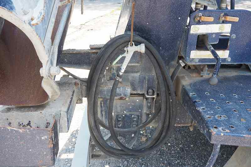 日野レンジャー中型6t車カヤバ製生コンミキサー車4.4立米|中古トラックの販売・買取・査定のアイナビ