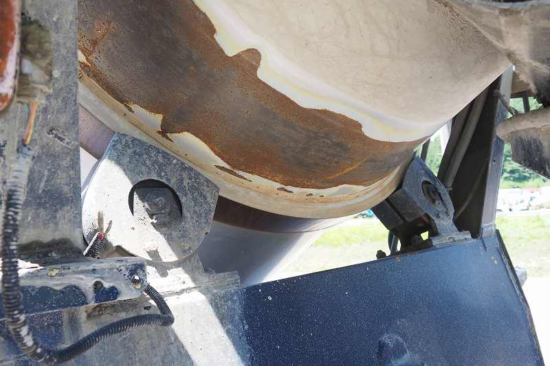 日野レンジャー中型6t車カヤバ製生コンミキサー車4.4立米|中古トラックの販売・買取・査定のアイナビ