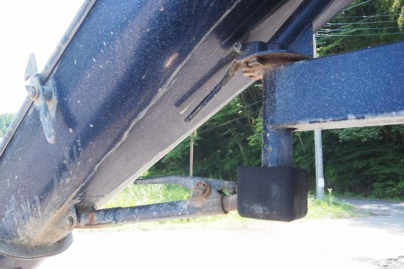 日野レンジャー中型6t車カヤバ製生コンミキサー車4.4立米|中古トラックの販売・買取・査定のアイナビ