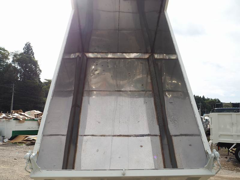 トヨタダイナ4WD高床極東ステンレス張り深ダンプ6.3立米|中古トラックの販売・買取・査定のアイナビ