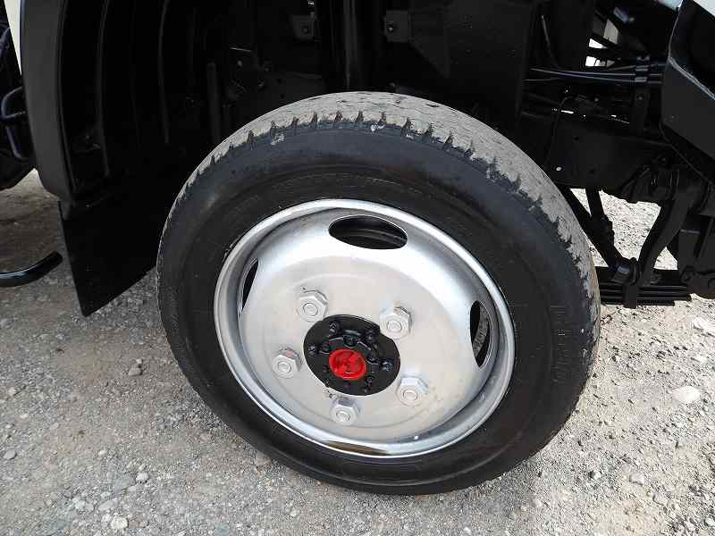 トヨタダイナ4WD高床極東ステンレス張り深ダンプ6.3立米|中古トラックの販売・買取・査定のアイナビ