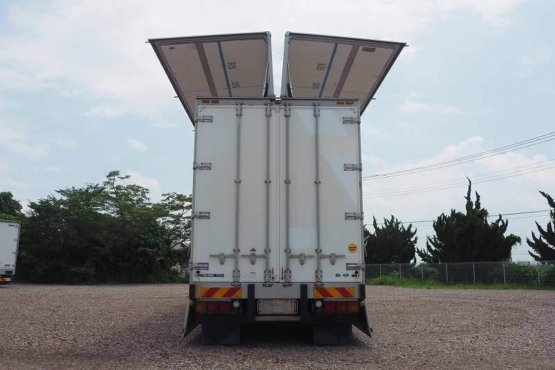 三菱スーパーグレート4軸低床2デフアルミウイング7速MT|中古トラックの販売・買取・査定のアイナビ