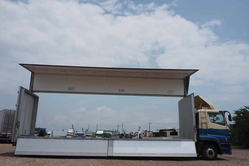 三菱スーパーグレート4軸低床2デフアルミウイング7速MT|中古トラックの販売・買取・査定のアイナビ