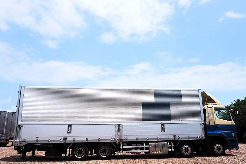 三菱スーパーグレート4軸低床2デフアルミウイング7速MT|中古トラックの販売・買取・査定のアイナビ