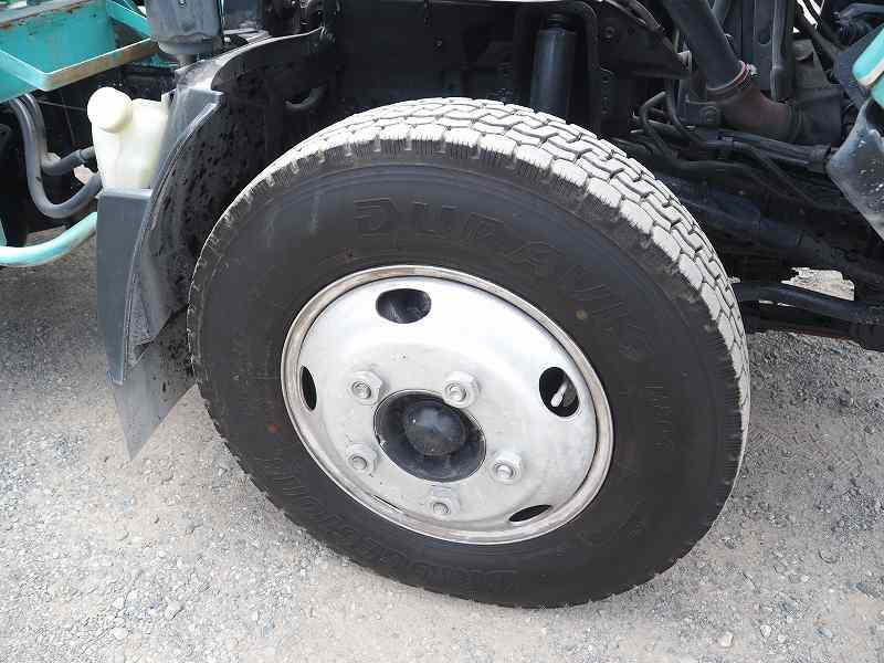 いすゞエルフカヤバ製生コンコンクリートミキサー車2.5立米|中古トラックの販売・買取・査定のアイナビ