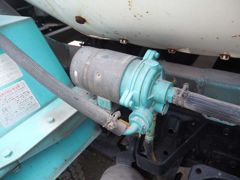 いすゞエルフカヤバ製生コンコンクリートミキサー車2.5立米|中古トラックの販売・買取・査定のアイナビ