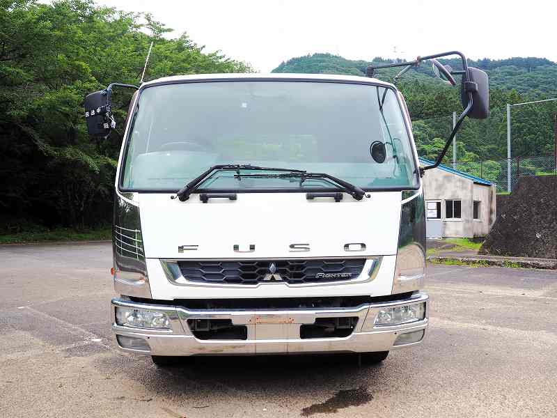 ファイターベッド付6200ワイドベースシャーシ格納ゲート付|中古トラックの販売・買取・査定のアイナビ