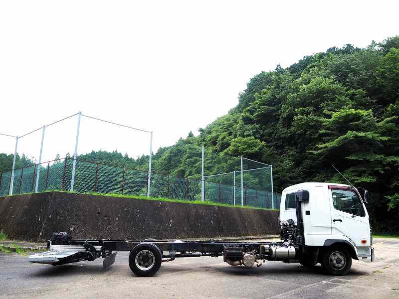 ファイターベッド付6200ワイドベースシャーシ格納ゲート付|中古トラックの販売・買取・査定のアイナビ