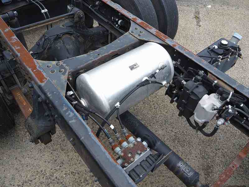 ファイターベッド付6200ワイドベースシャーシ格納ゲート付|中古トラックの販売・買取・査定のアイナビ