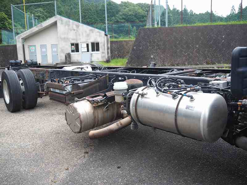 ファイターベッド付6200ワイドベースシャーシ格納ゲート付|中古トラックの販売・買取・査定のアイナビ