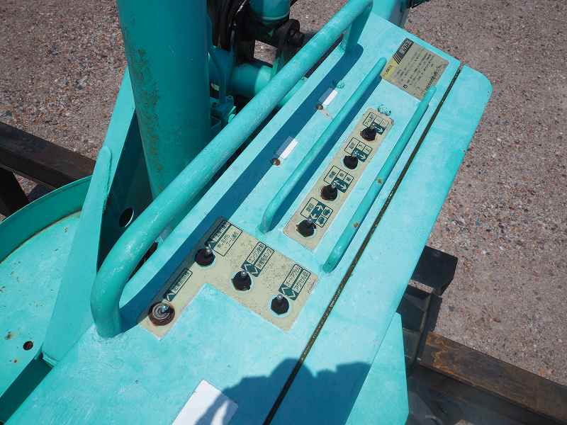 日野デュトロアイチ製SJ16A16m高所作業車屈折アーム|中古トラックの販売・買取・査定のアイナビ