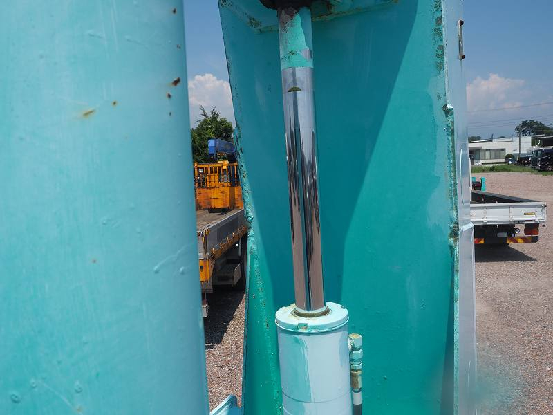 日野デュトロアイチ製SJ16A16m高所作業車屈折アーム|中古トラックの販売・買取・査定のアイナビ