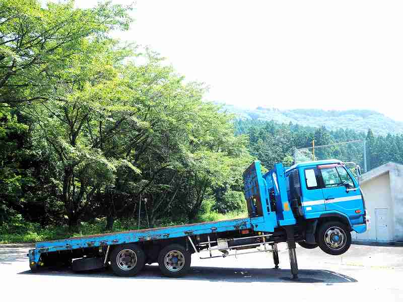 コンドル増々トン2デフワイド全長10m未満セルフウインチ|中古トラックの販売・買取・査定のアイナビ