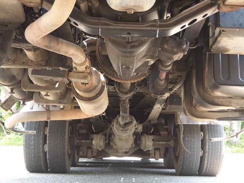 コンドル増々トン2デフワイド全長10m未満セルフウインチ|中古トラックの販売・買取・査定のアイナビ