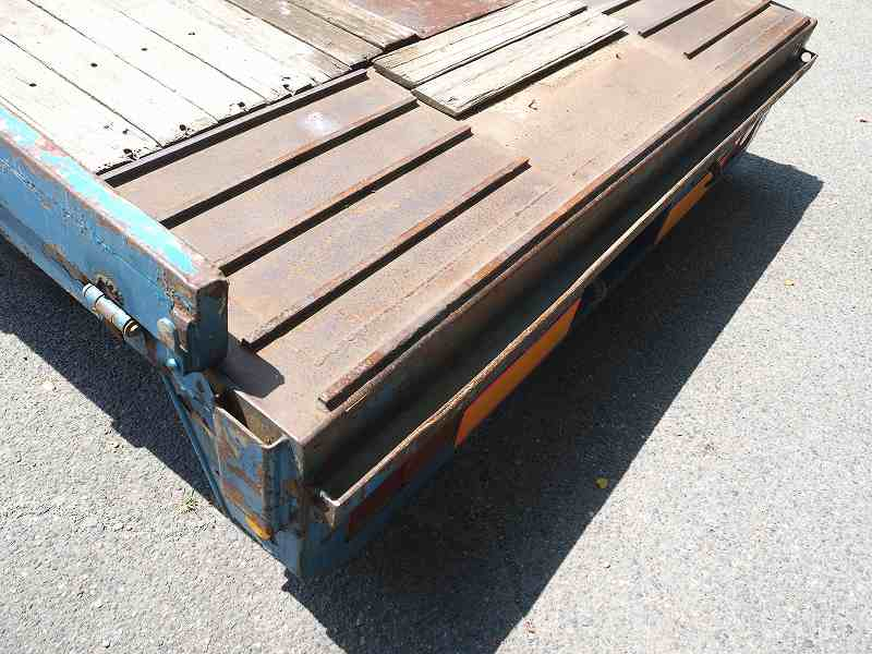 コンドル増々トン2デフワイド全長10m未満セルフウインチ|中古トラックの販売・買取・査定のアイナビ