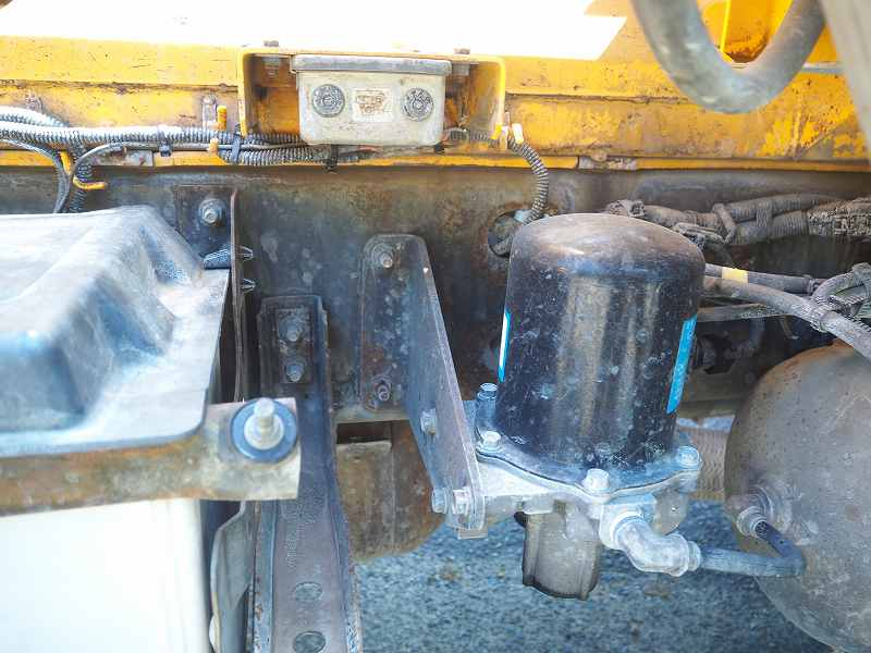 レンジャー生コンコンクリートミキサー車電動スランプガード|中古トラックの販売・買取・査定のアイナビ