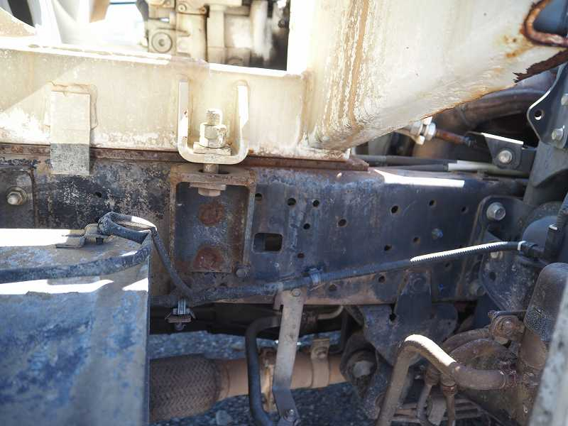 日野デュトロカヤバ製2.5立米生コンコンクリートミキサー車|中古トラックの販売・買取・査定のアイナビ