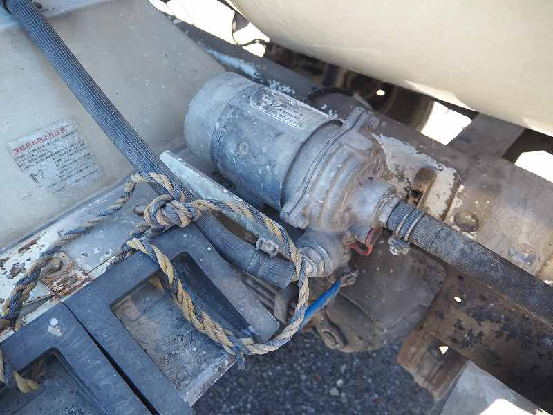 日野デュトロカヤバ製2.5立米生コンコンクリートミキサー車|中古トラックの販売・買取・査定のアイナビ