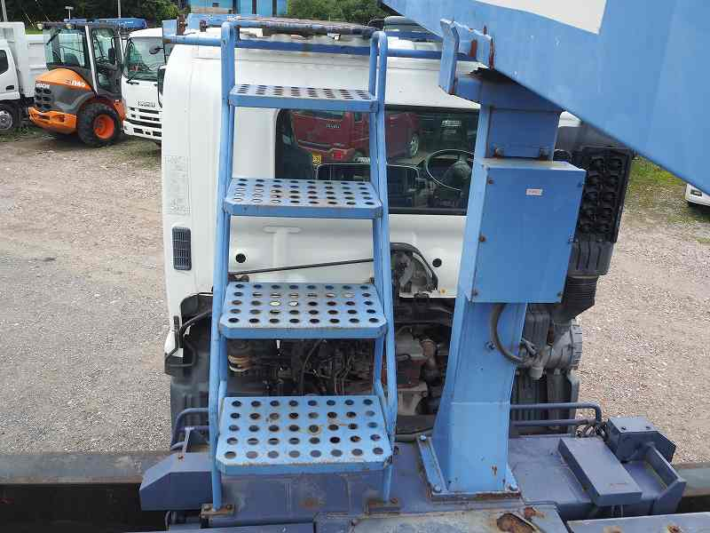 日野レンジャータダノ製スカイボーイ27m高所作業車自動格納|中古トラックの販売・買取・査定のアイナビ