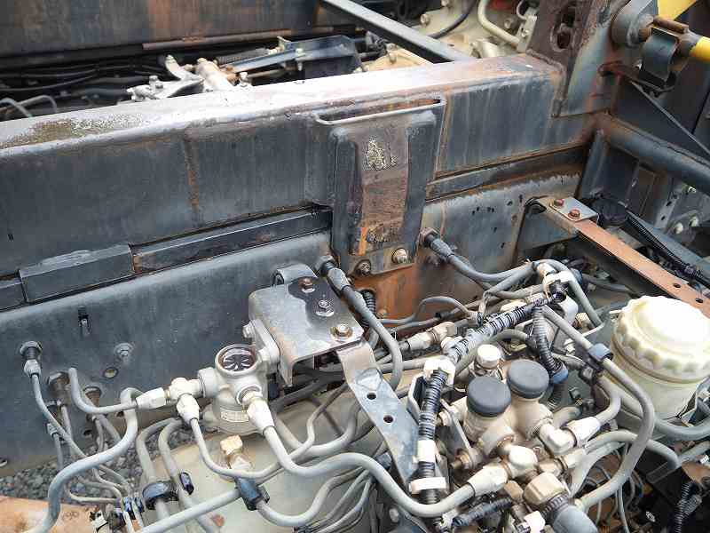 いすゞフォワード増トンセーフティーローダーラジコン|中古トラックの販売・買取・査定のアイナビ