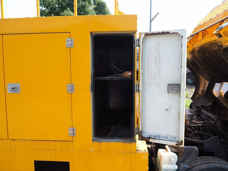 三菱ふそうキャンターマルナカ製高圧洗浄車自動ホースリール|中古トラックの販売・買取・査定のアイナビ