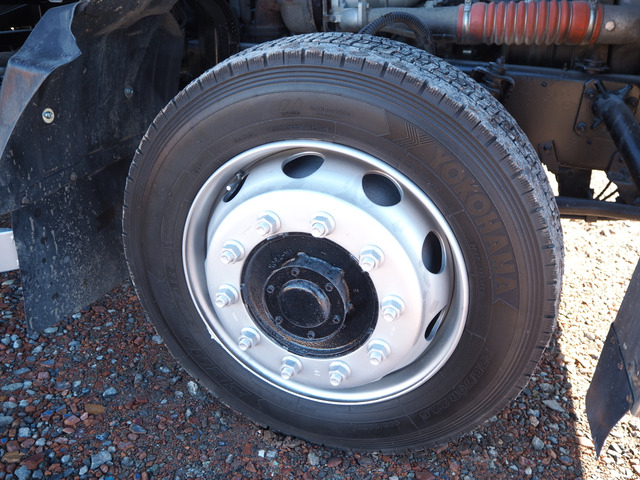 UDコンドル増々トン2デフリターダ水密式深ダンプ15立米|中古トラックの販売・買取・査定のアイナビ