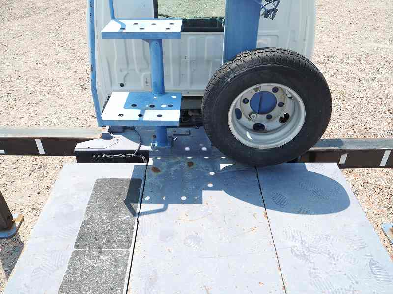 日野デュトロタダノ製スカイボーイ17m高所作業車自動格納|中古トラックの販売・買取・査定のアイナビ